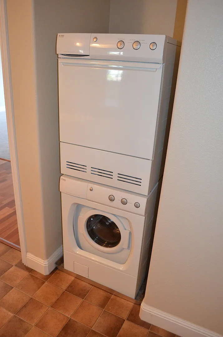In-Unit Washer & Dryer